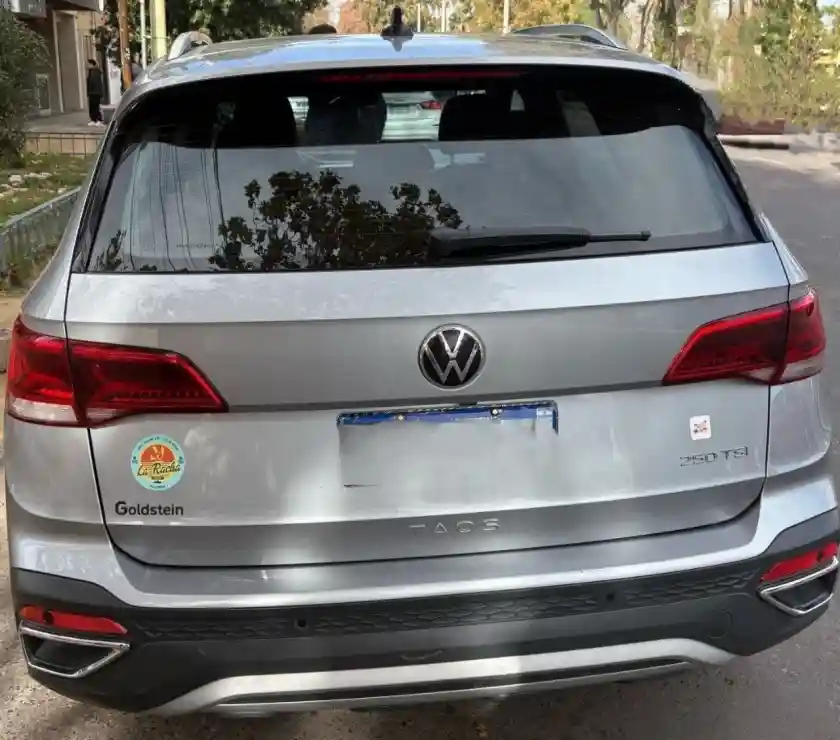 Volkswagen Taos  2022 - foto 3