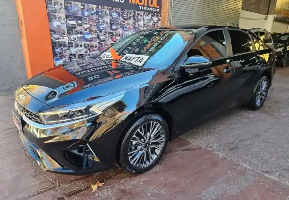 Kia Cerato 2024 - foto 1
