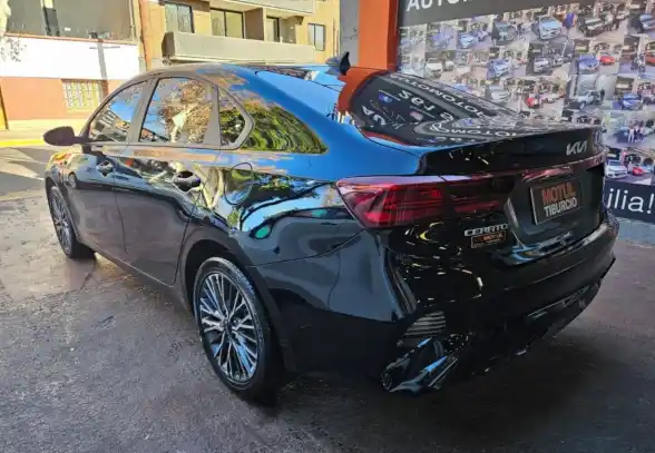 Kia Cerato  2024 - foto 3
