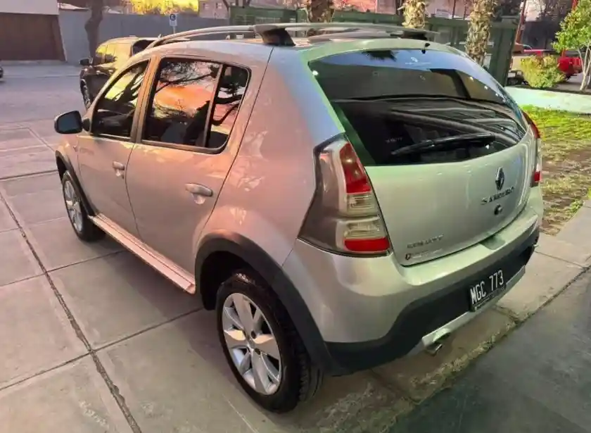 Renault Sandero  2013 - foto 4