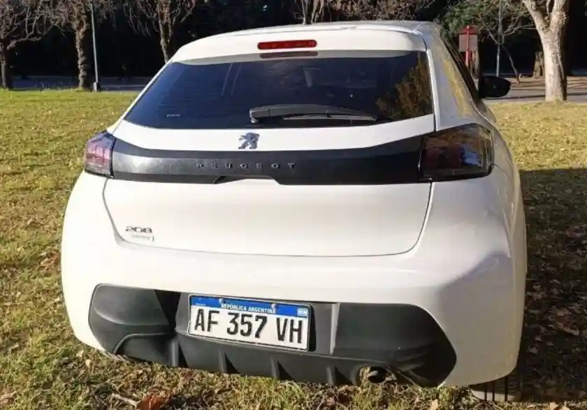 Peugeot 208  2023 - foto 3