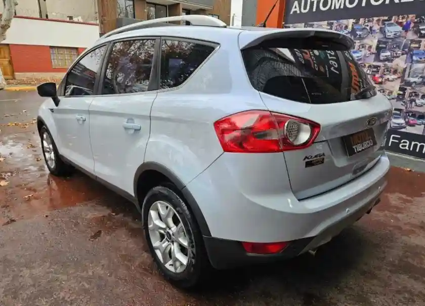 Ford Kuga  2012 - foto 3