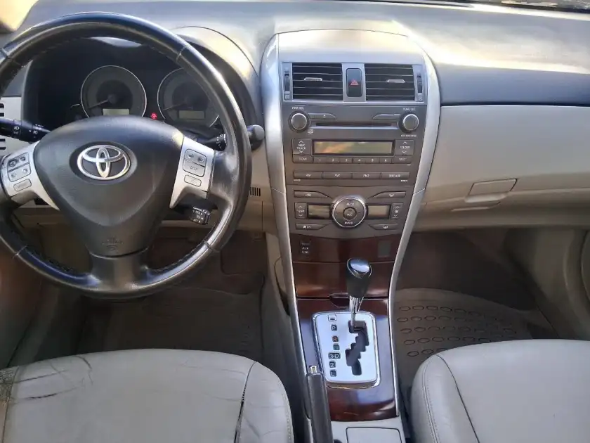 Toyota Corolla  2011 - foto 4