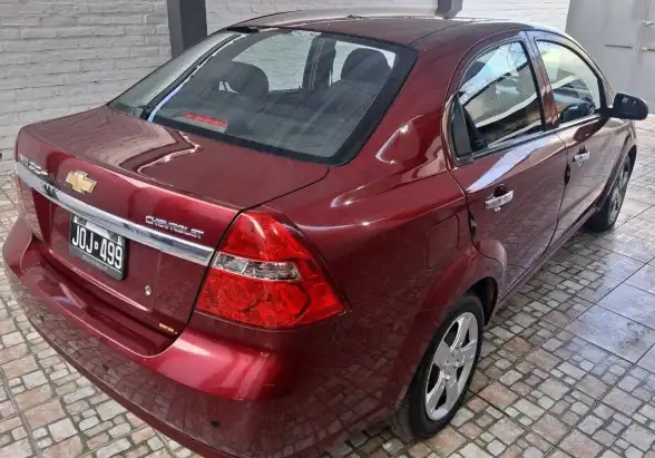 Chevrolet Aveo  2011 - foto 4