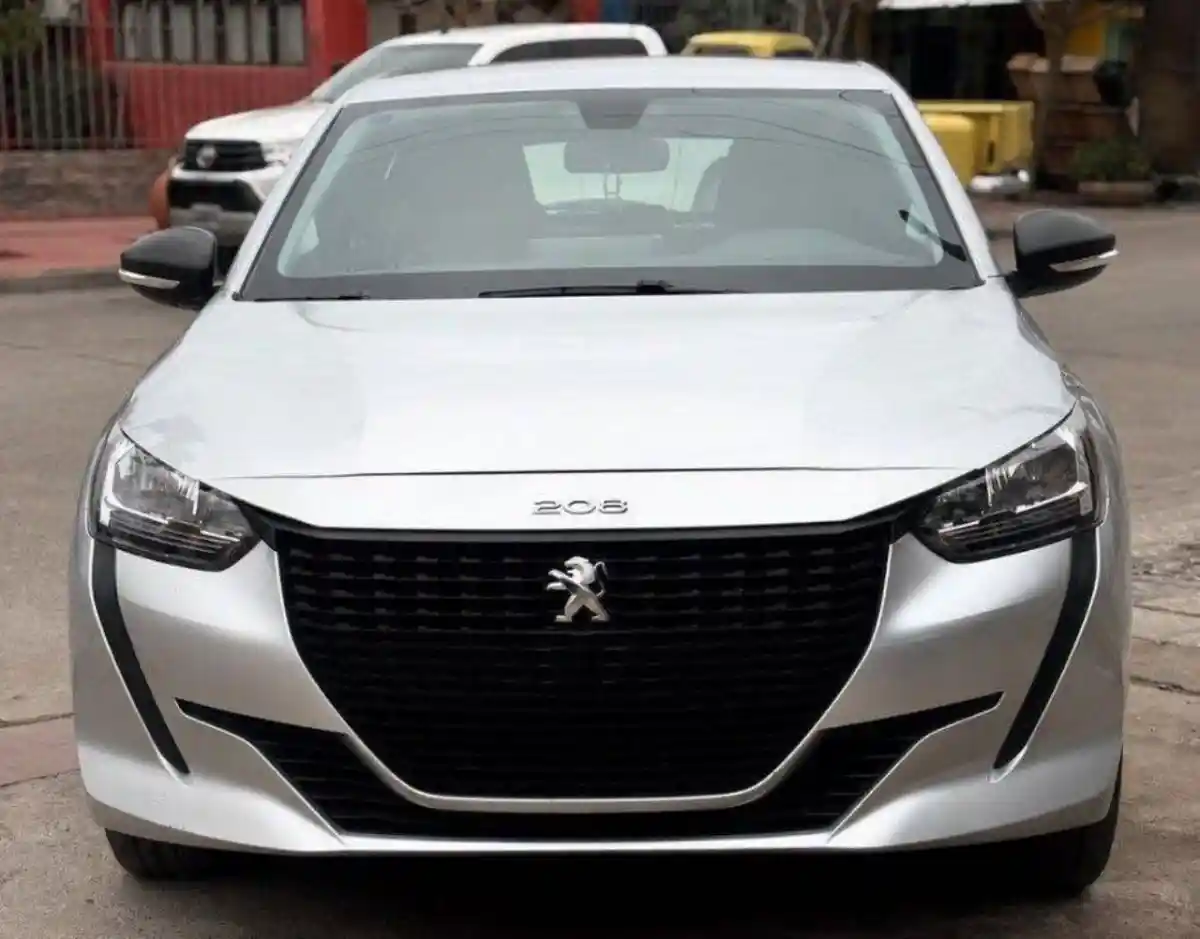 Peugeot 208  2022 - foto 2