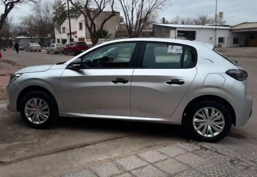 Peugeot 208  2022 - foto 3