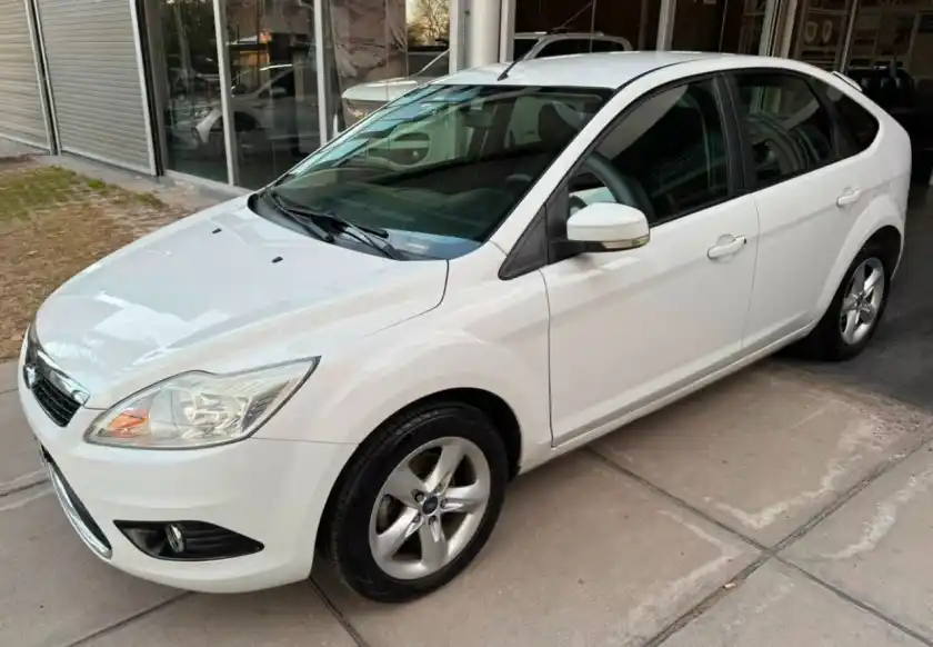 Ford Focus  2013 - foto 1