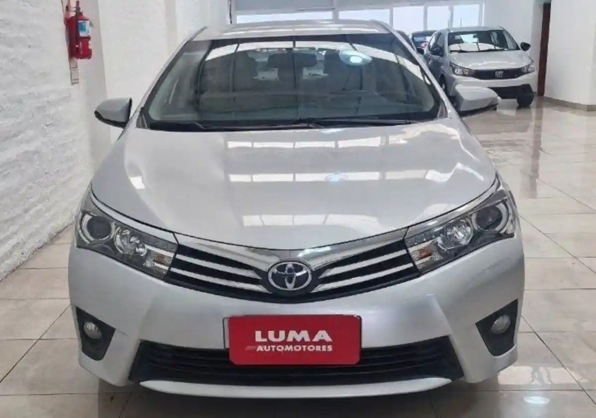 Toyota Corolla  2017 - foto 2