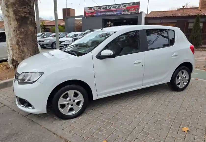 Renault Sandero  2016 - foto 1