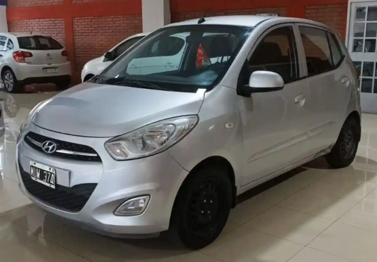 Hyundai I 10 2013 - foto 1