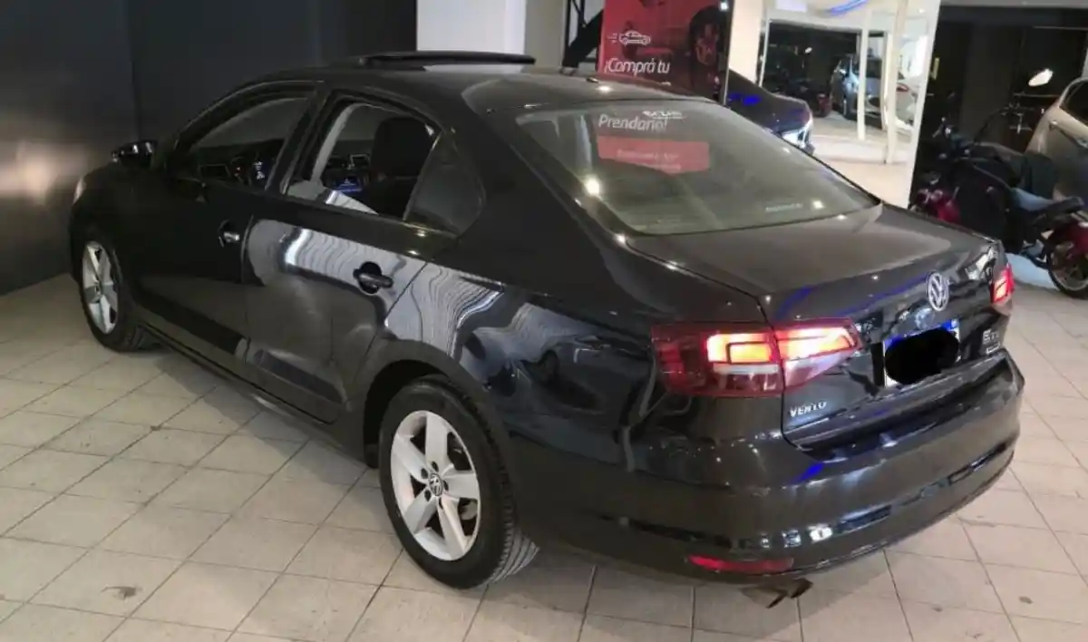 Volkswagen Vento  2017 - foto 5