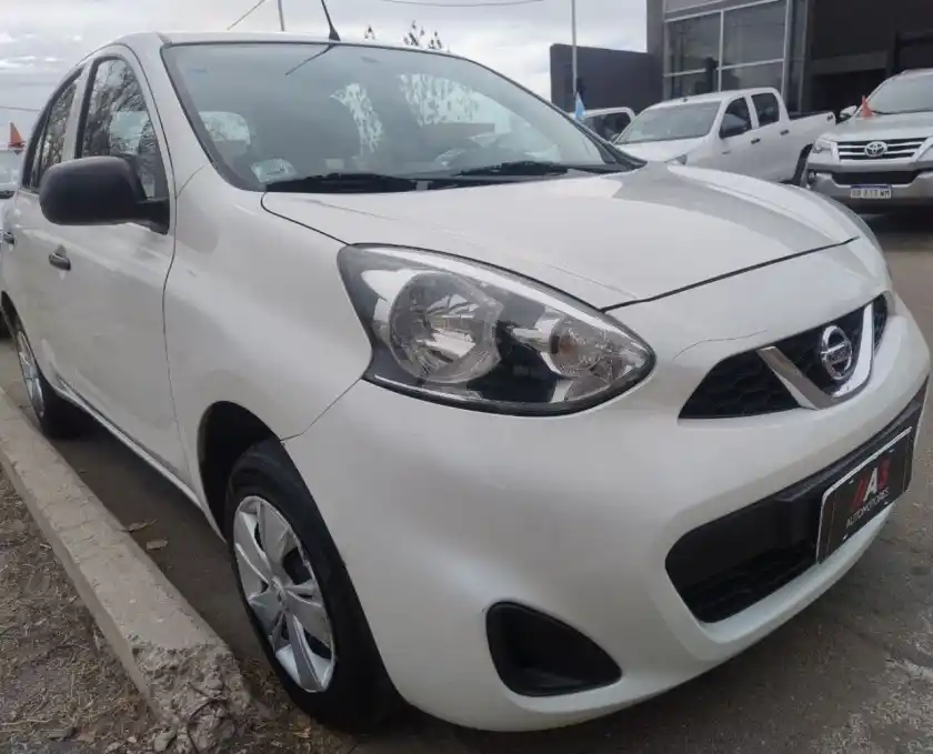 Nissan March  2019 - foto 2