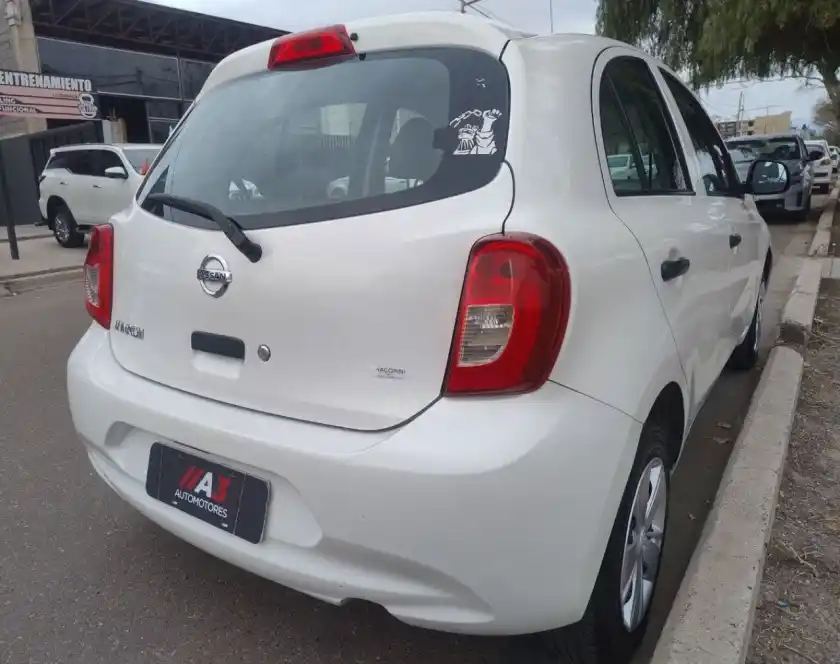 Nissan March  2019 - foto 4