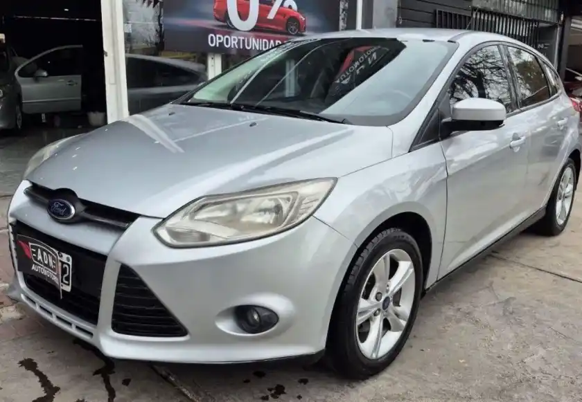 Ford Focus  2014 - foto 1