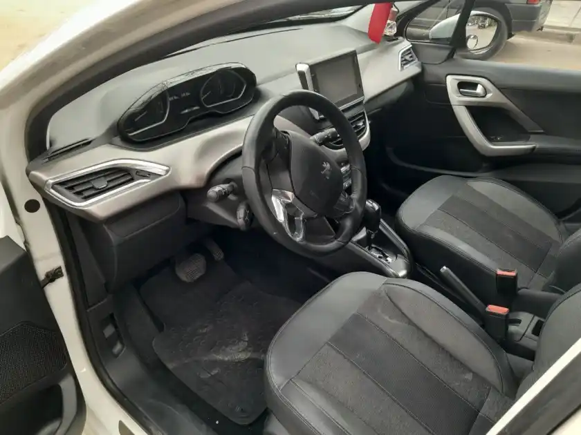 Peugeot 208  2019 - foto 4