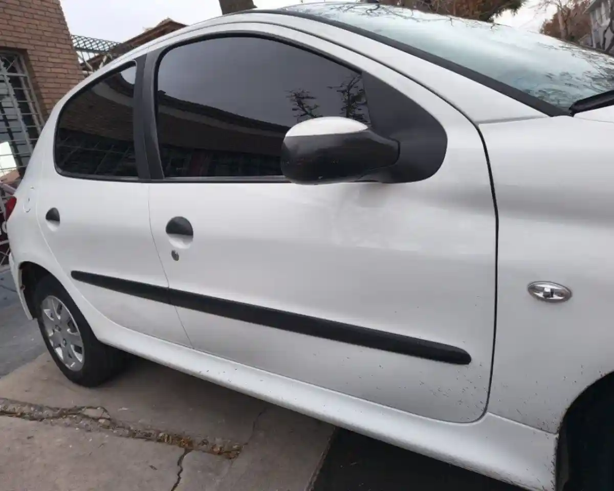 Peugeot 207  2012 - foto 5