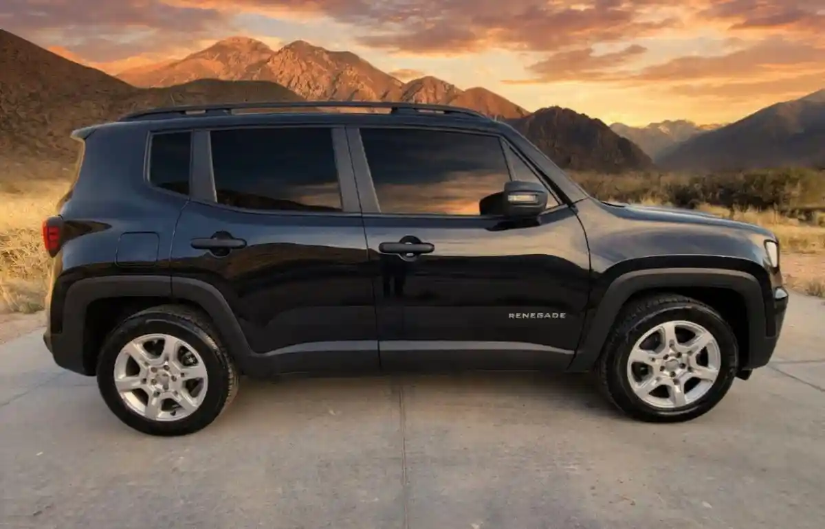 Jeep Renegade  2023 - foto 3