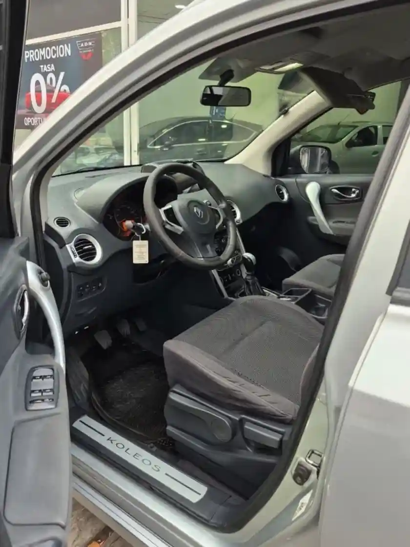 Renault Koleos  2011 - foto 4