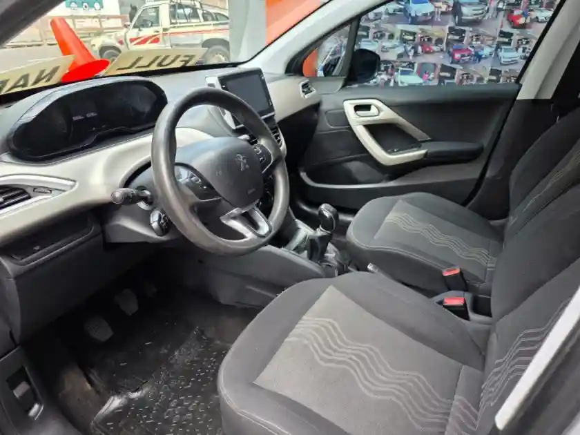 Peugeot 2008  2018 - foto 5