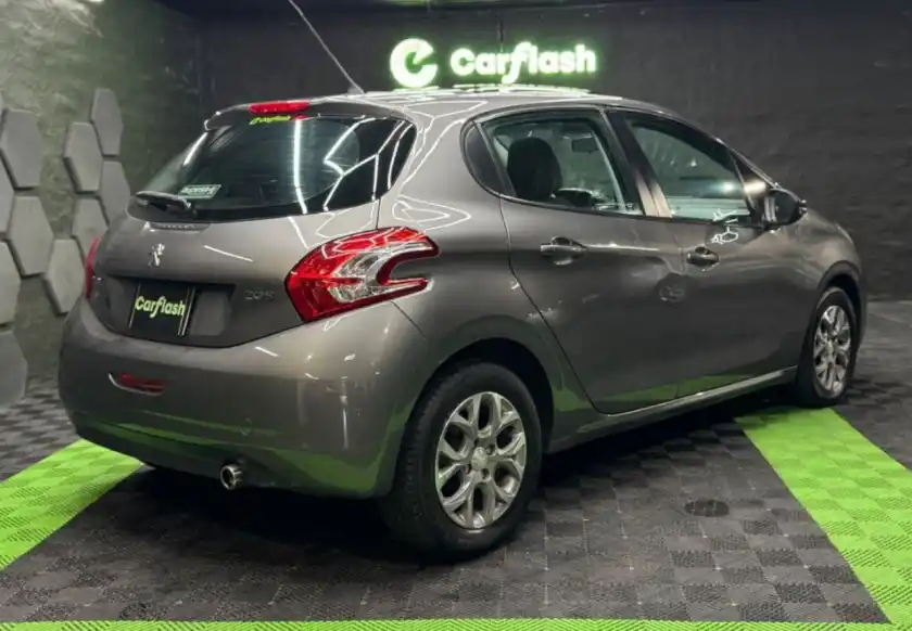 Peugeot 208  2013 - foto 5