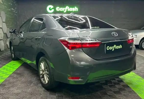 Toyota Corolla  2019 - foto 4