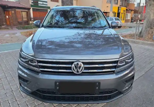 Volkswagen Tiguan  2018 - foto 2