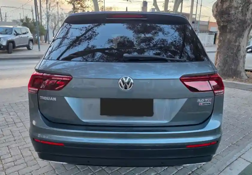 Volkswagen Tiguan  2018 - foto 4