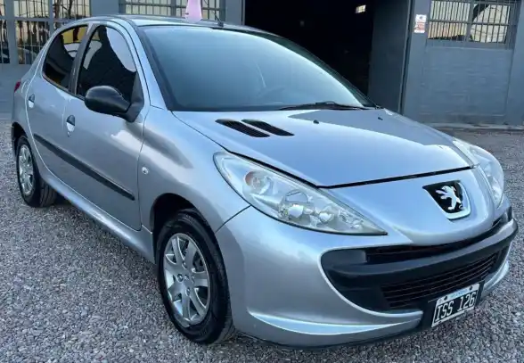 Peugeot 207  2010 - foto 3