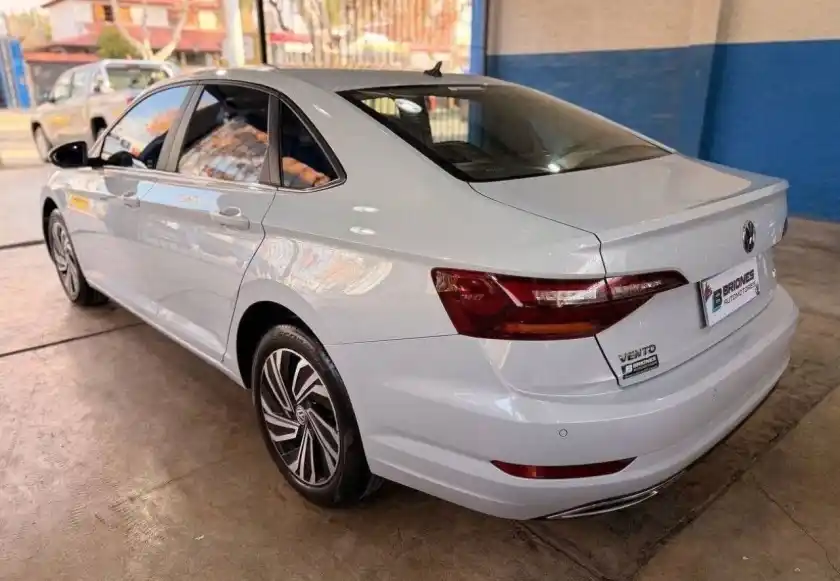 Volkswagen Vento  2018 - foto 4