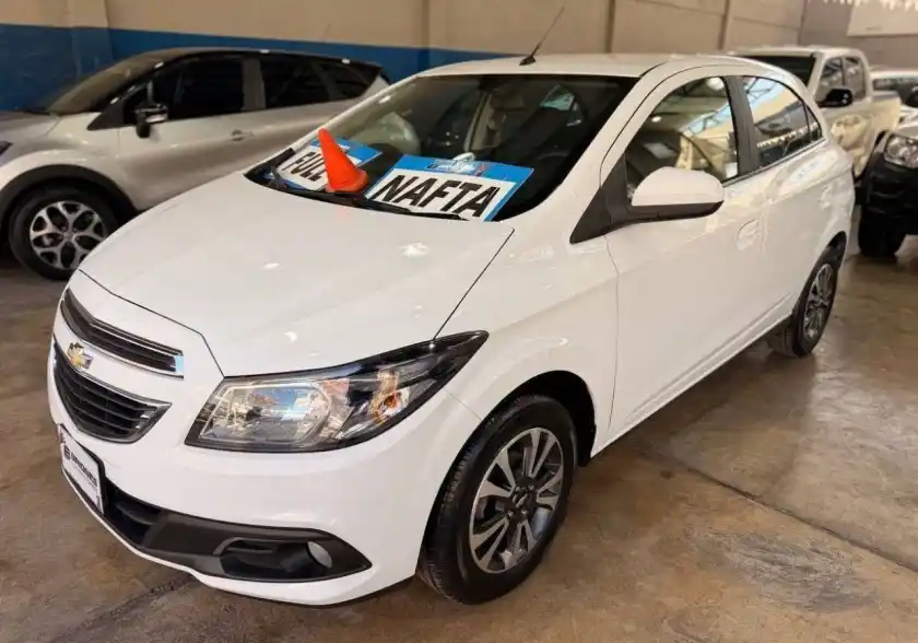 Chevrolet Onix  2015 - foto 1