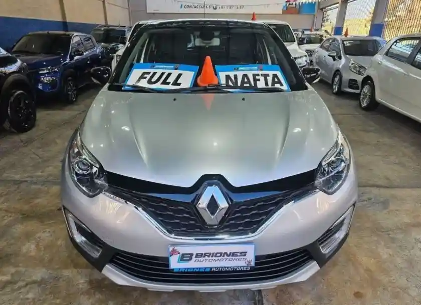 Renault Captur  2020 - foto 2