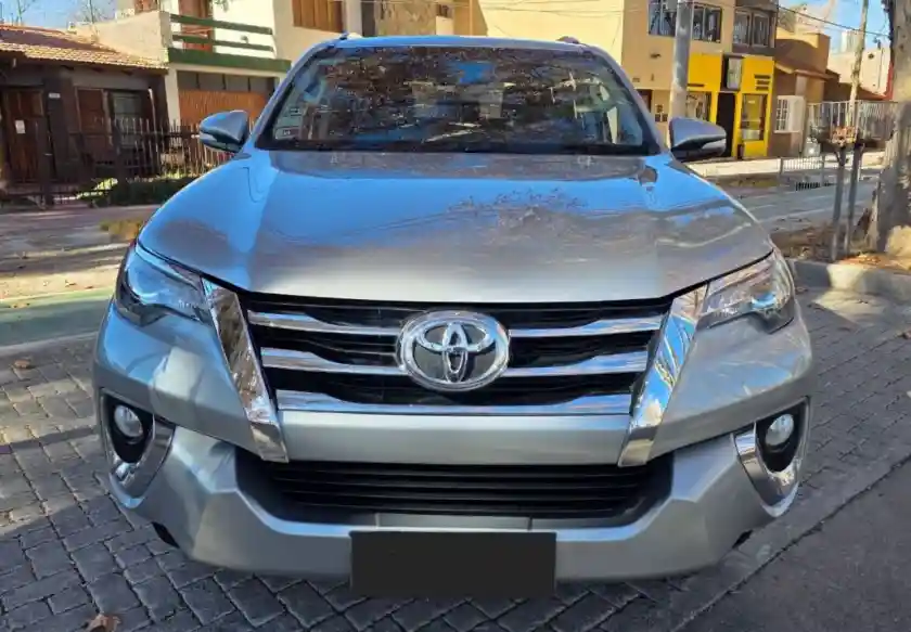 Toyota Hilux Sw4  2017 - foto 2