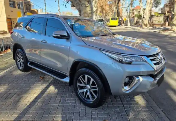 Toyota Hilux Sw4  2017 - foto 3