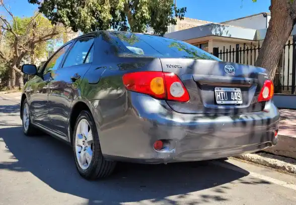 Toyota Corolla  2009 - foto 4