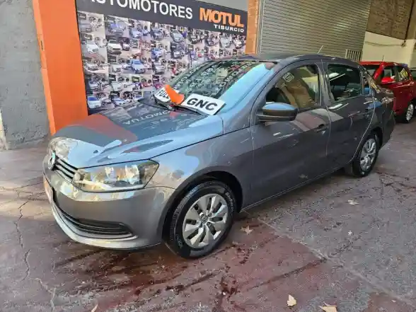 Volkswagen Voyage  2013 - foto 1