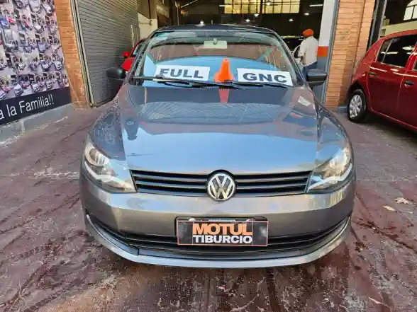 Volkswagen Voyage  2013 - foto 2