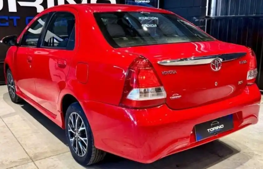 Toyota Etios  2018 - foto 3