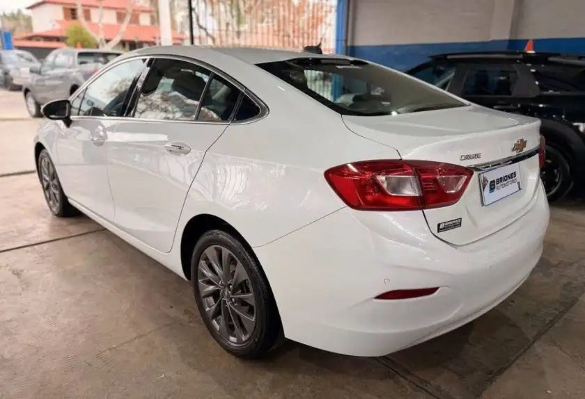 Chevrolet Cruze  2018 - foto 4