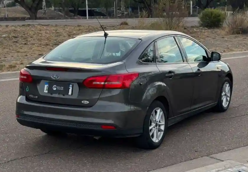 Ford Focus  2016 - foto 5