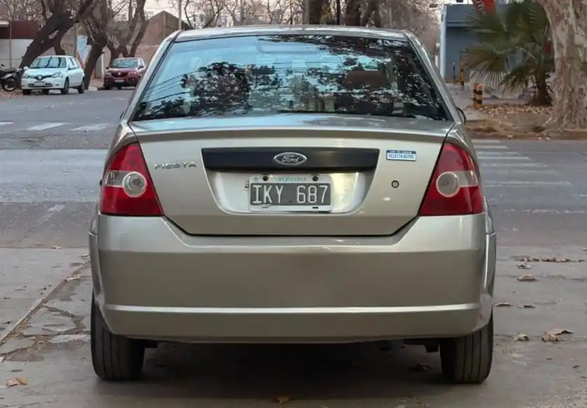 Ford Fiesta  2009 - foto 5