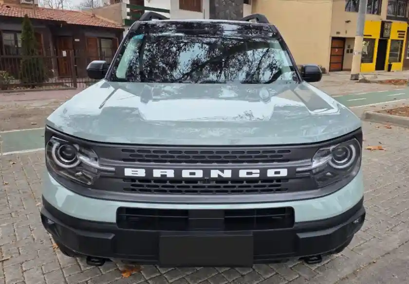 Ford Bronco  2023 - foto 2
