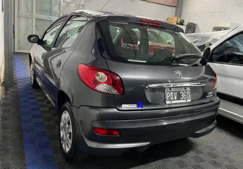 Peugeot 207  2015 - foto 3