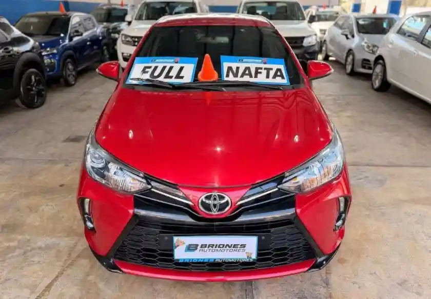Toyota Yaris  2024 - foto 2