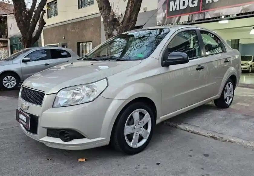 Chevrolet Aveo  2013 - foto 1