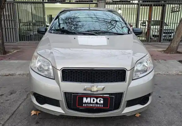 Chevrolet Aveo  2013 - foto 2