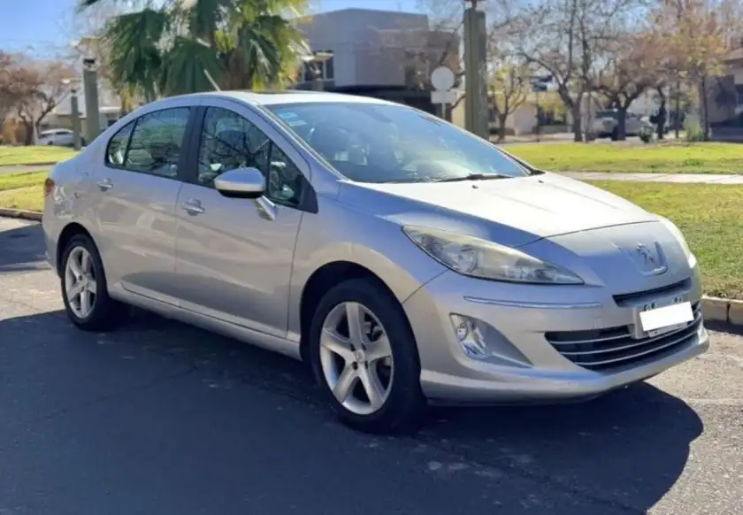 Peugeot 408 2013 - foto 1