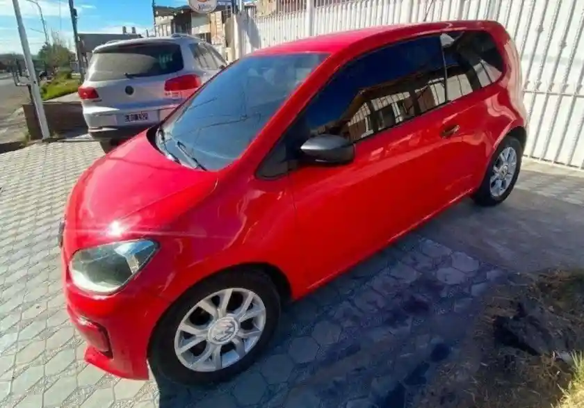 Volkswagen Up  2017 - foto 1