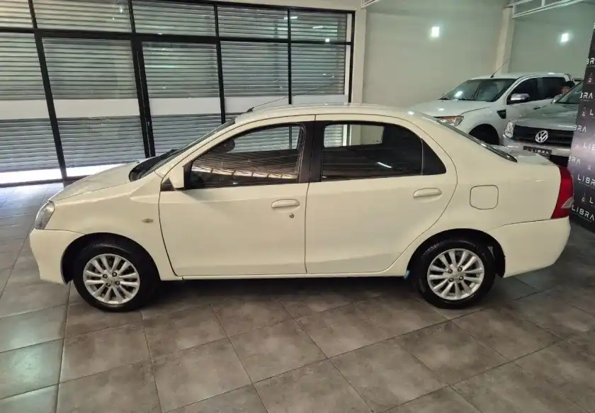Toyota Etios  2014 - foto 5