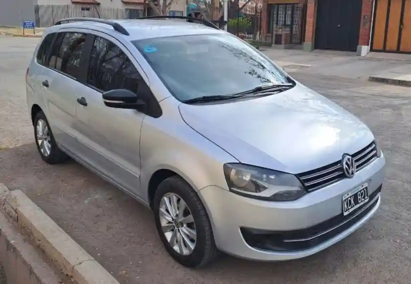 Volkswagen Suran  2011 - foto 2