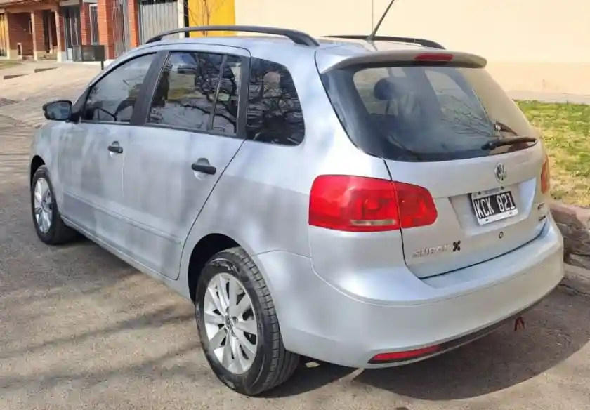 Volkswagen Suran  2011 - foto 3